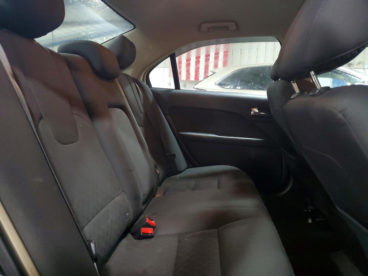 2011 FORD FUSION SE photo 28