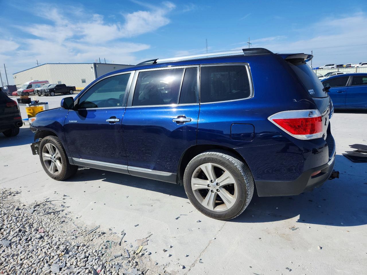 2013 TOYOTA HIGHLANDER LIMITED photo 3