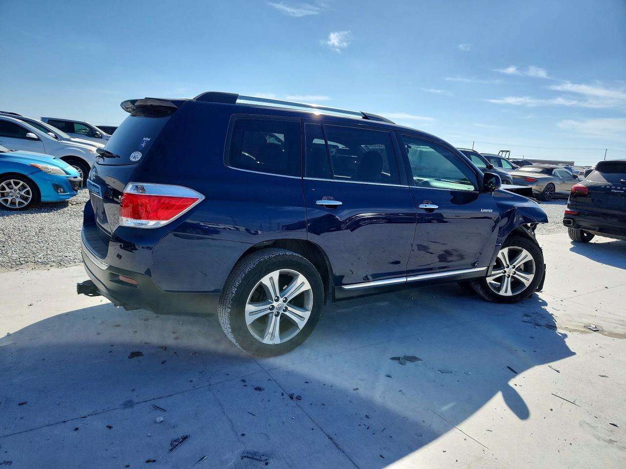 2013 TOYOTA HIGHLANDER LIMITED photo 5