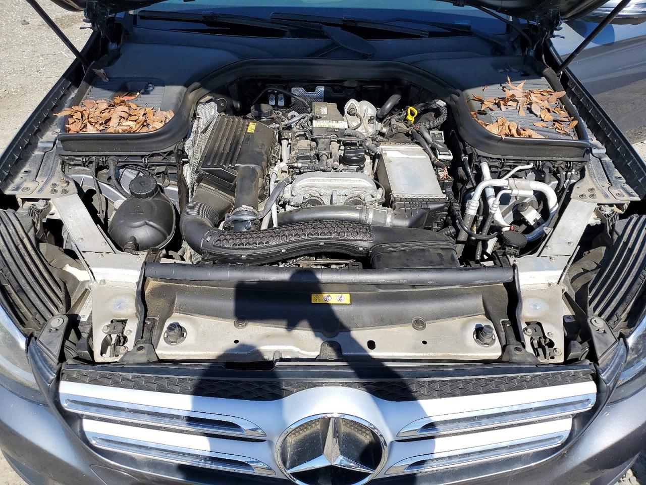 2017 MERCEDES-BENZ GLC 300 photo 34