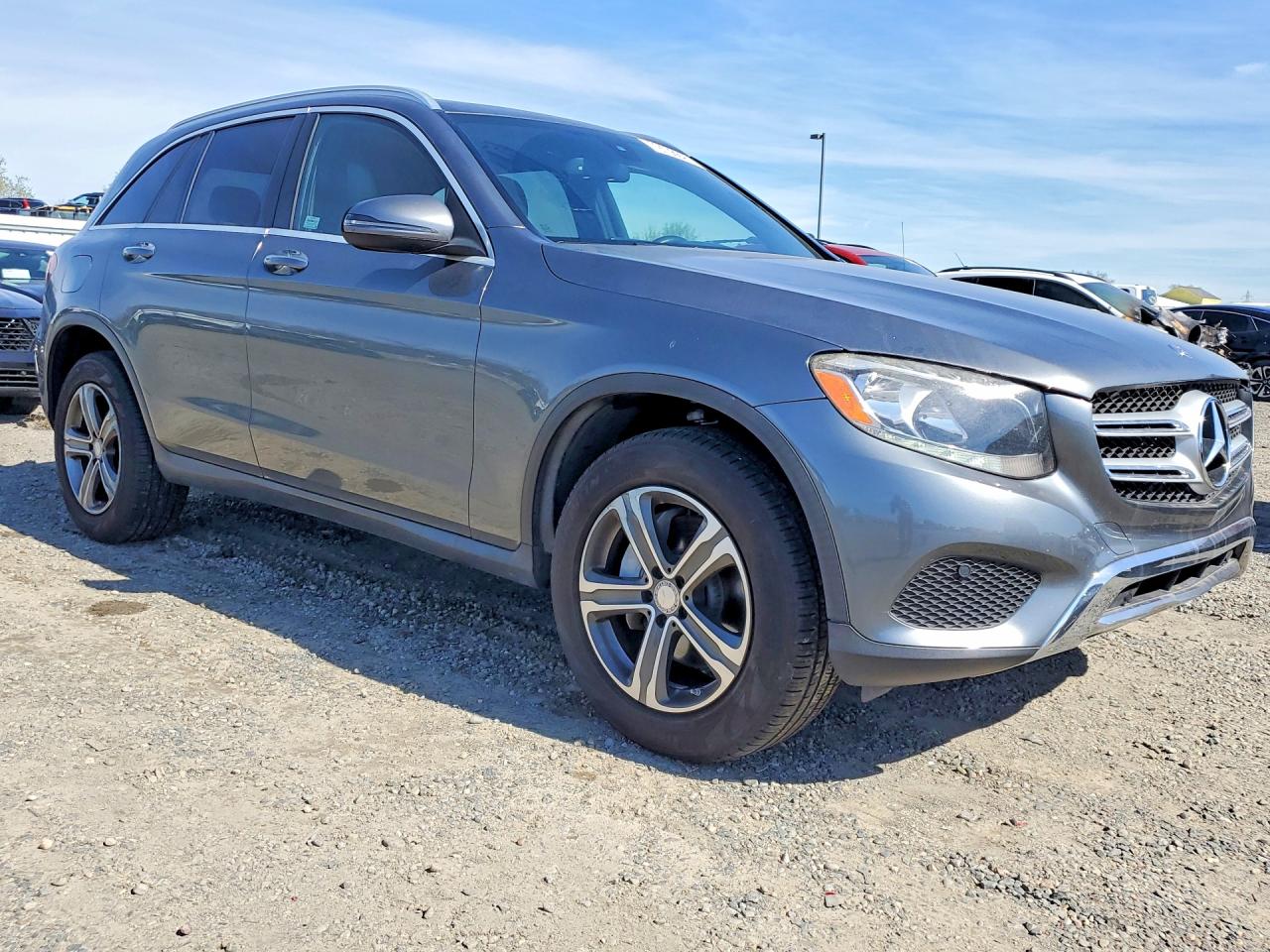 2017 MERCEDES-BENZ GLC 300 photo 10