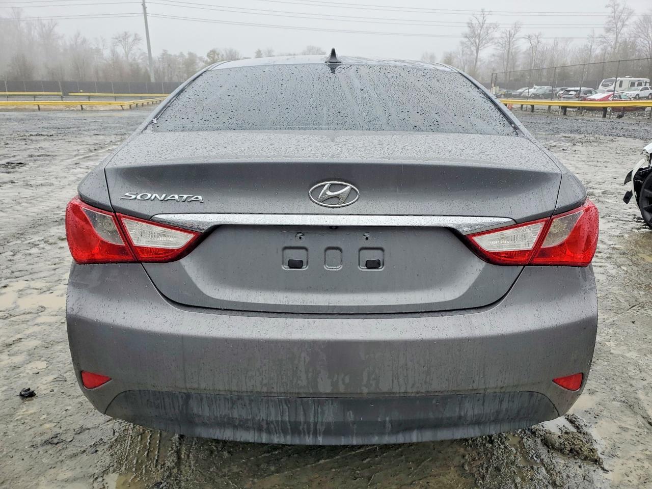 2014 HYUNDAI SONATA GLS photo 11