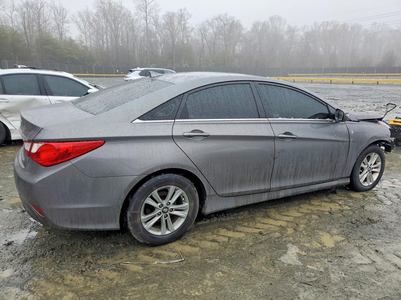 2014 HYUNDAI SONATA GLS photo 5