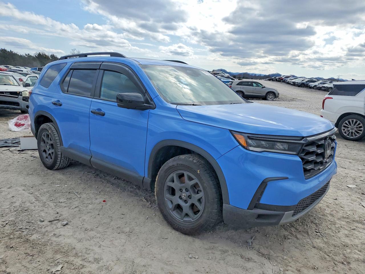 2025 HONDA PILOT TRAILSPORT photo 10