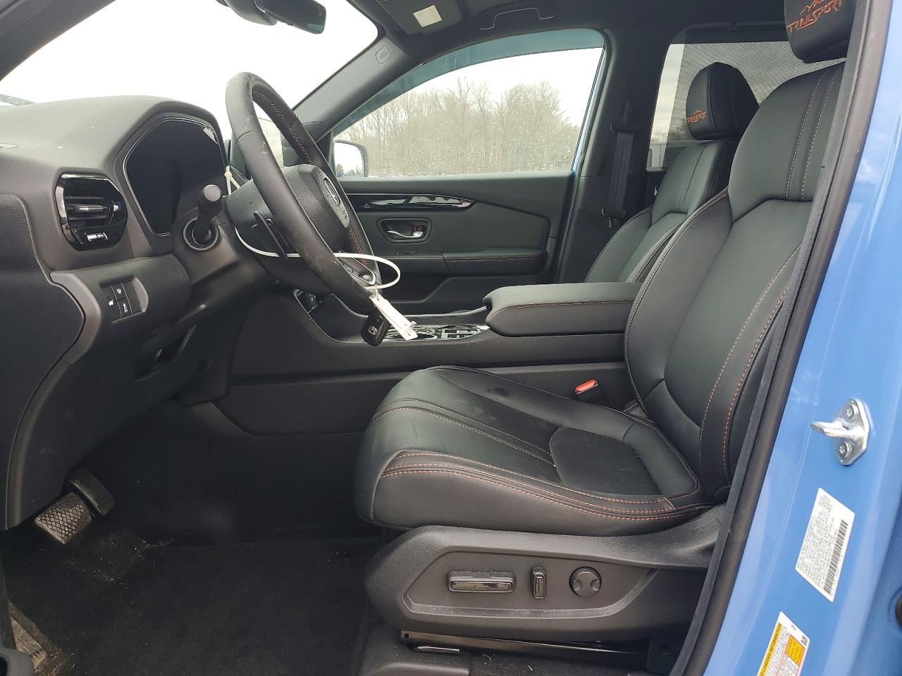2025 HONDA PILOT TRAILSPORT photo 19