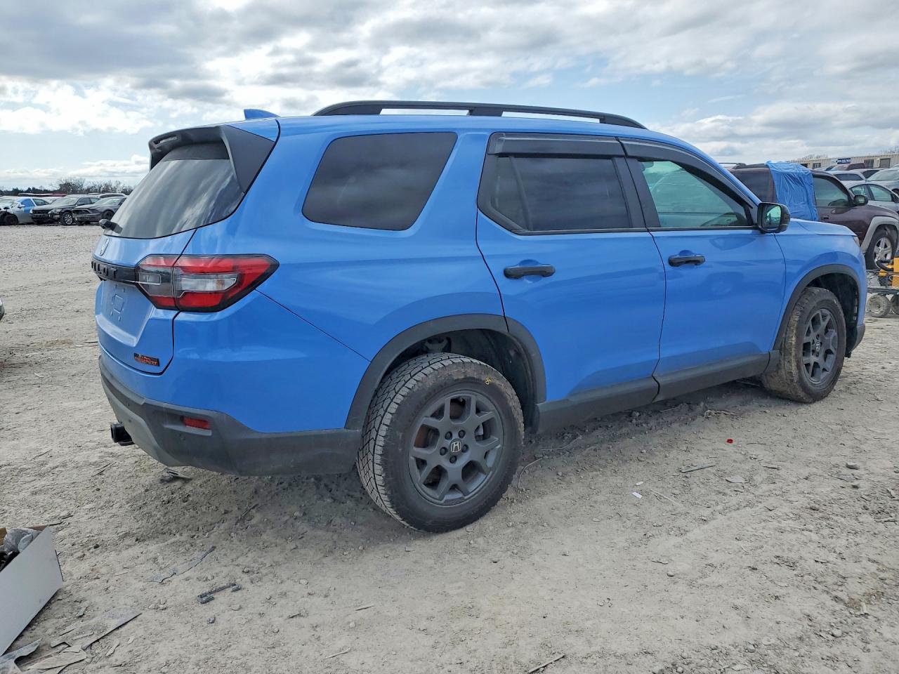 2025 HONDA PILOT TRAILSPORT photo 7