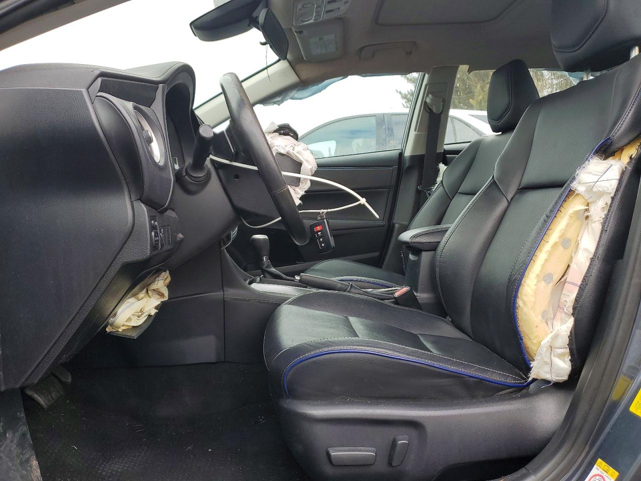2017 TOYOTA COROLLA XSE photo 25