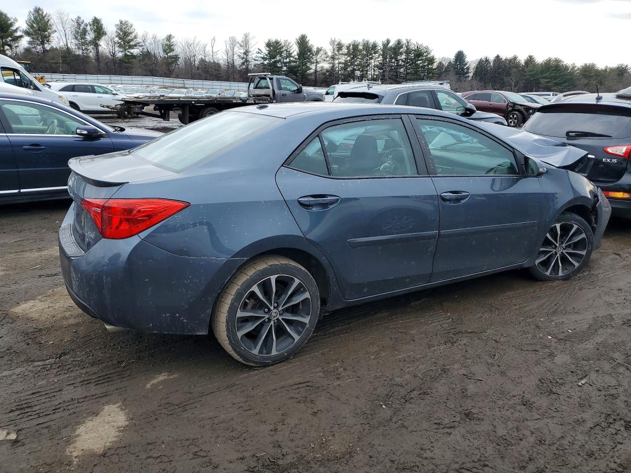 2017 TOYOTA COROLLA XSE photo 9