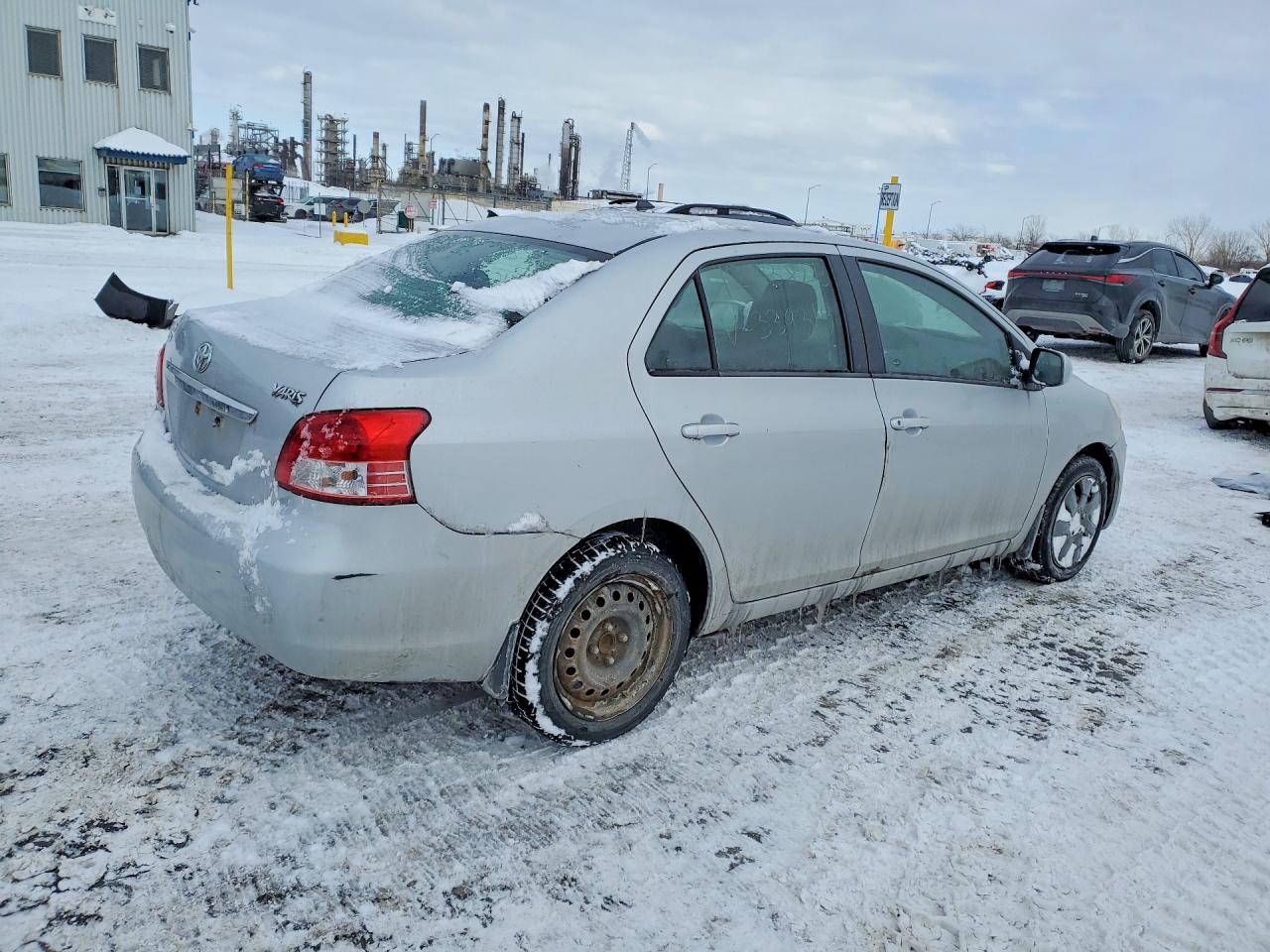 2009 TOYOTA YARIS photo 3
