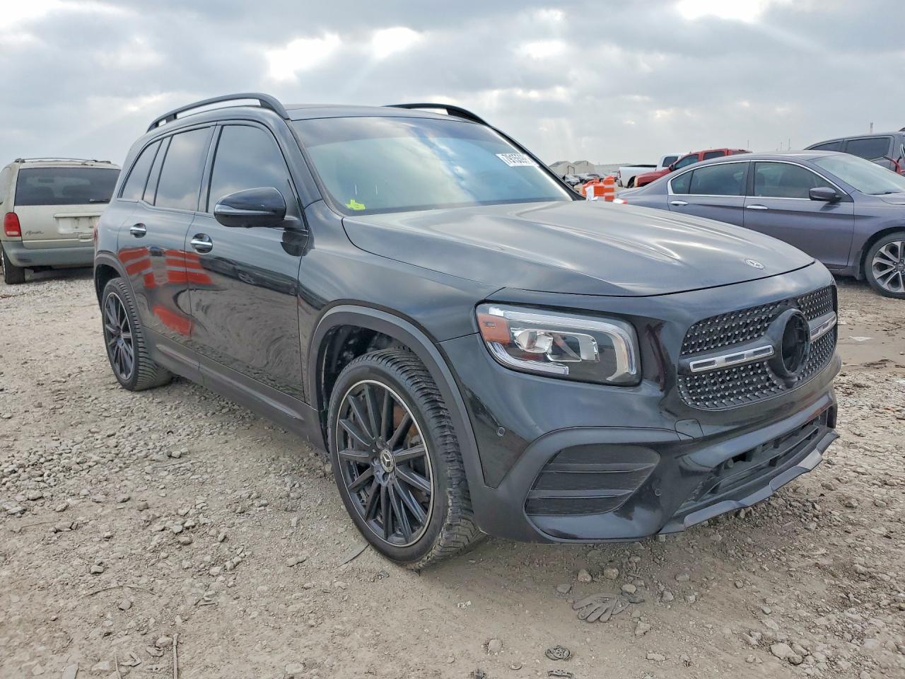 2020 MERCEDES-BENZ GLB 250 photo 7