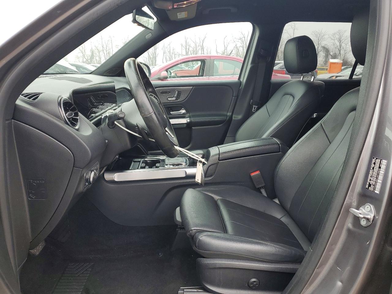2020 MERCEDES-BENZ GLB 250 4MATIC photo 13