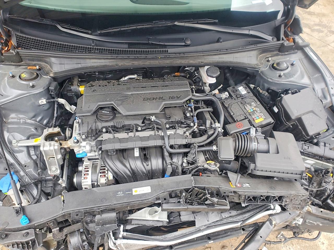 2025 HYUNDAI ELANTRA SEL SPORT photo 31