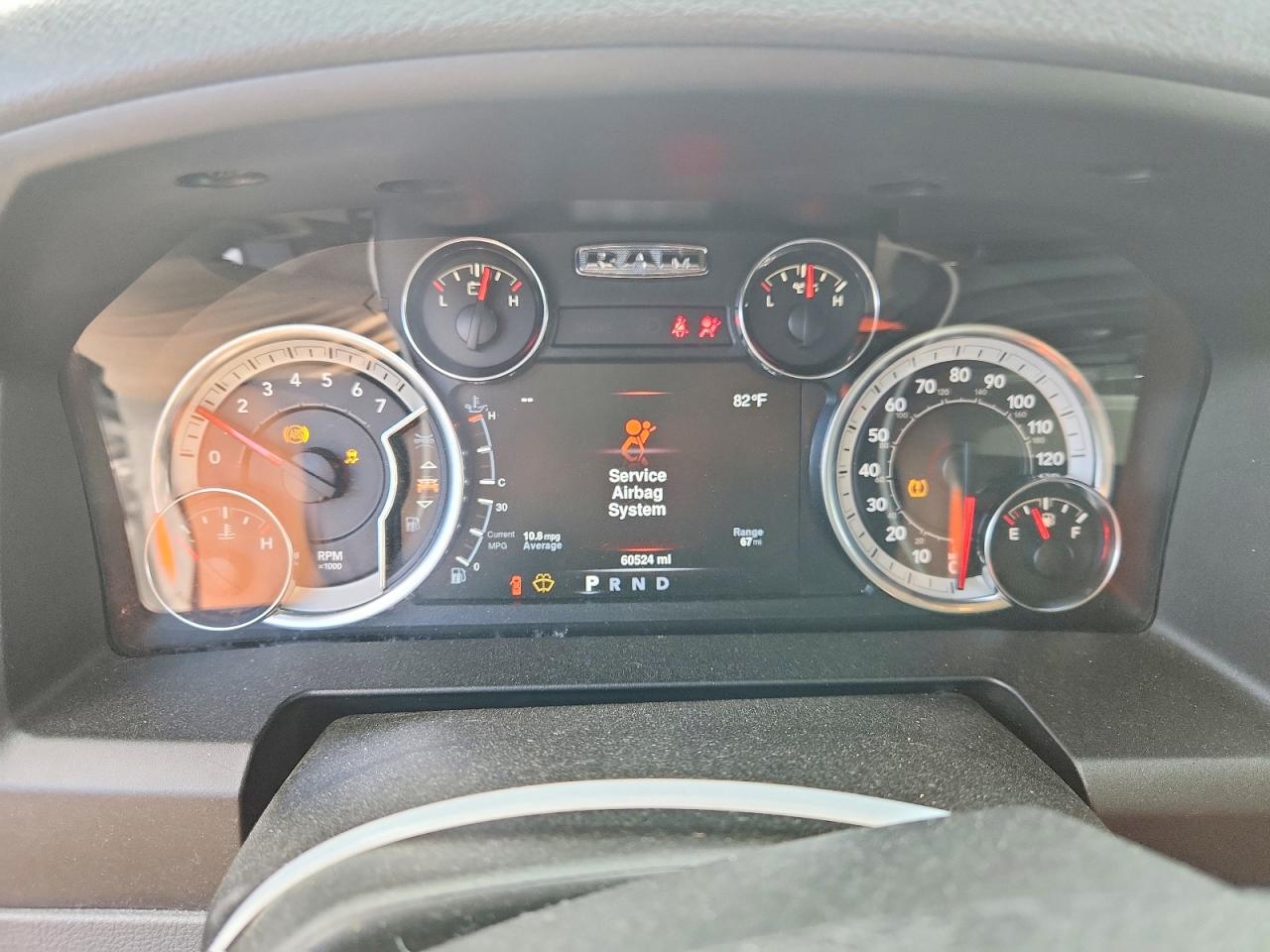 2019 RAM 1500 CLASSIC SLT photo 17