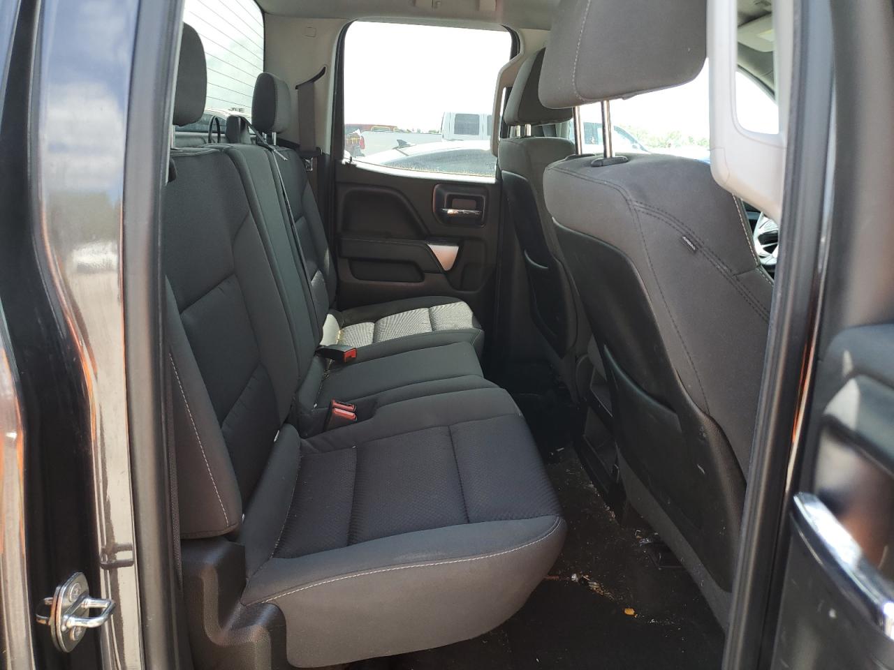 2015 CHEV SILVERADO photo 10