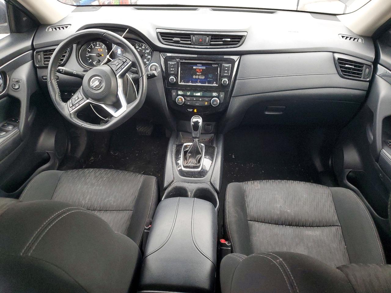 2020 NISSAN ROGUE SV photo 22