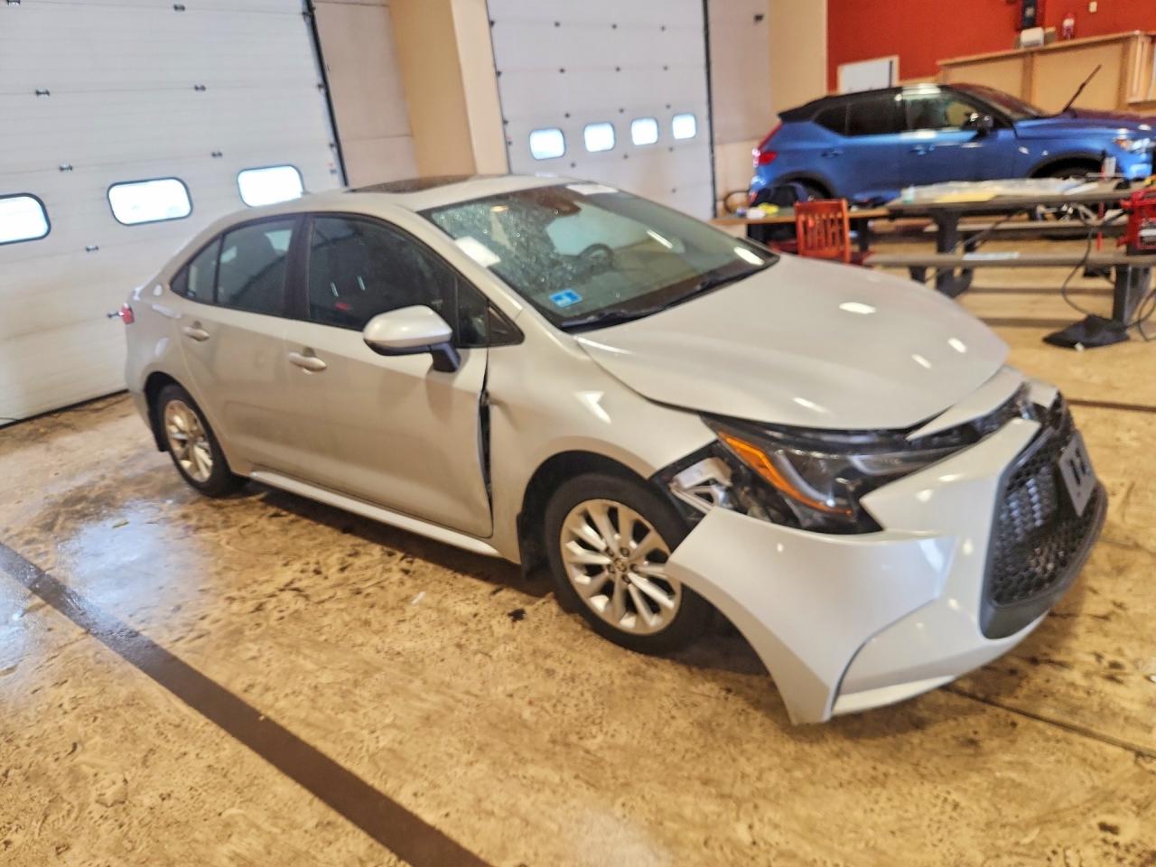 2021 TOYOTA COROLLA LE photo 7
