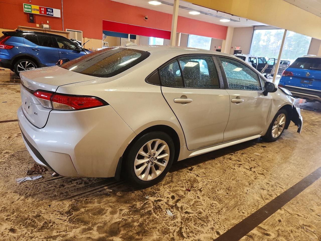 2021 TOYOTA COROLLA LE photo 5