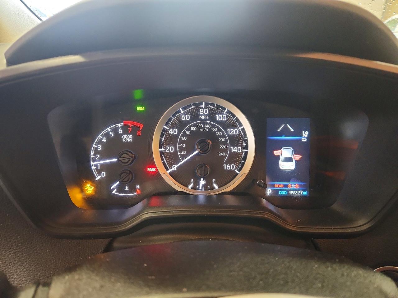 2021 TOYOTA COROLLA LE photo 17