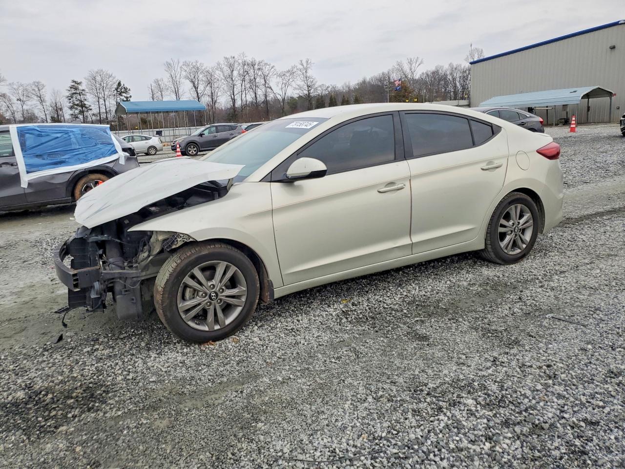 2017 HYUNDAI ELANTRA