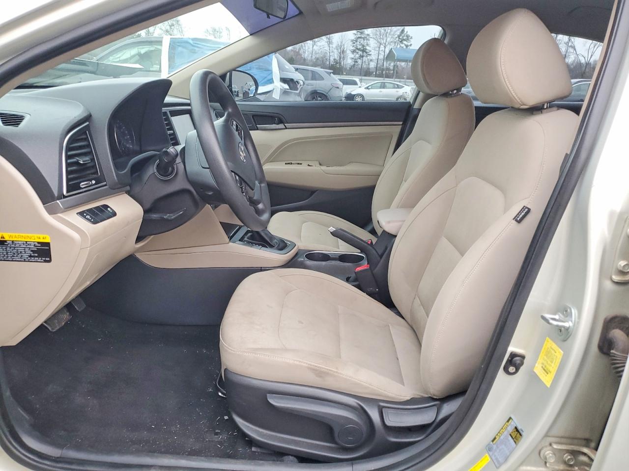 2017 HYUNDAI ELANTRA SE photo 7