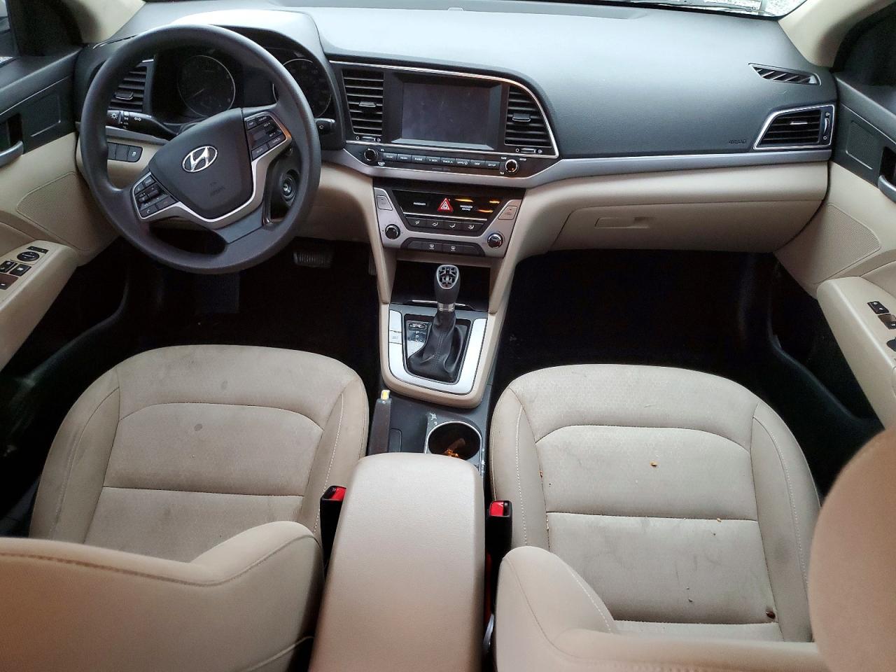 2017 HYUNDAI ELANTRA SE photo 8
