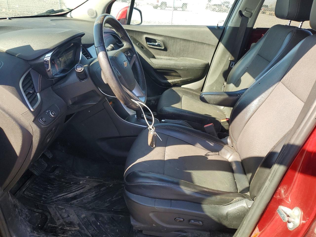 2018 CHEVROLET TRAX 1LT photo 7