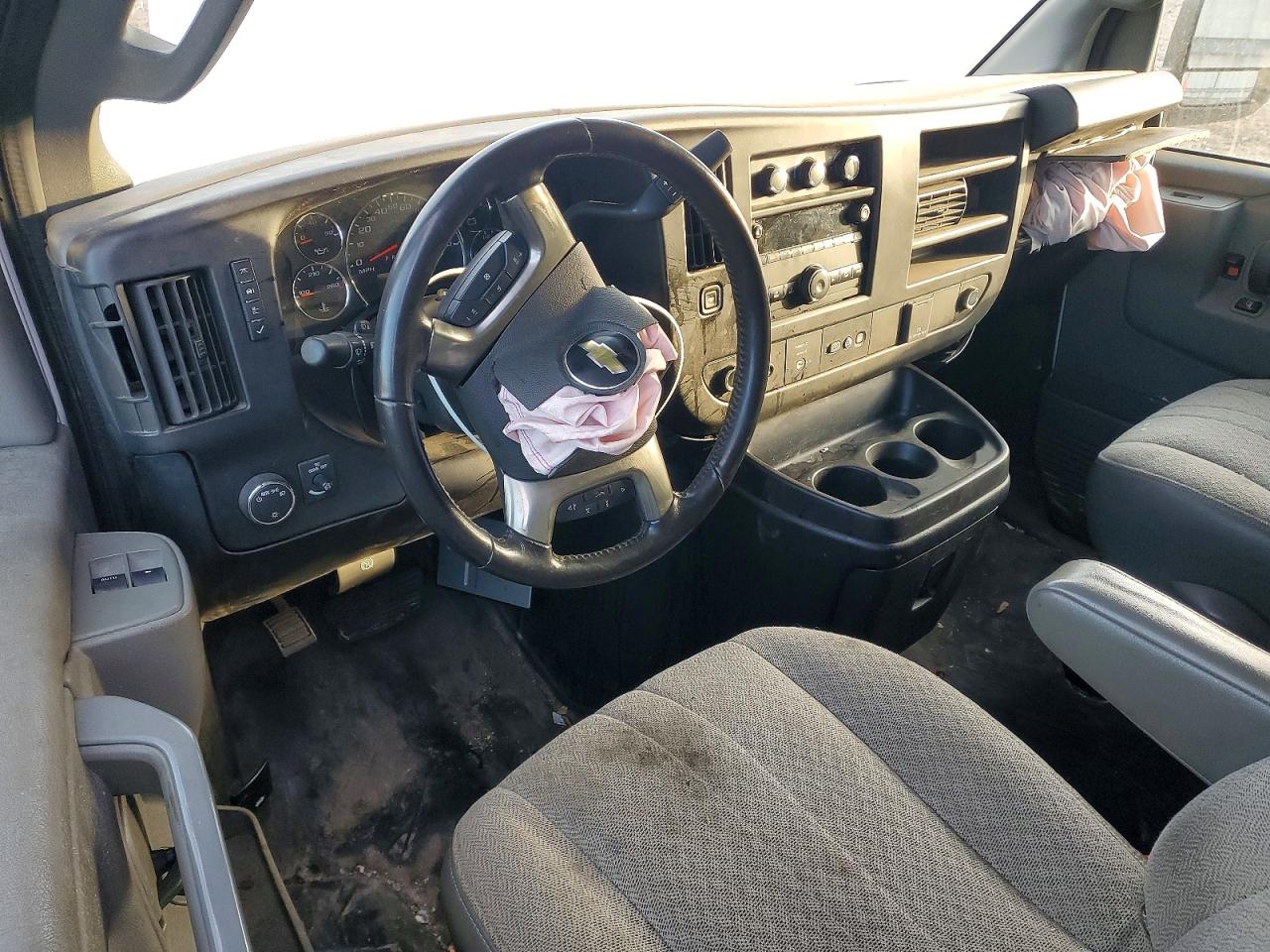2019 CHEVROLET EXPRESS G3500 photo 15