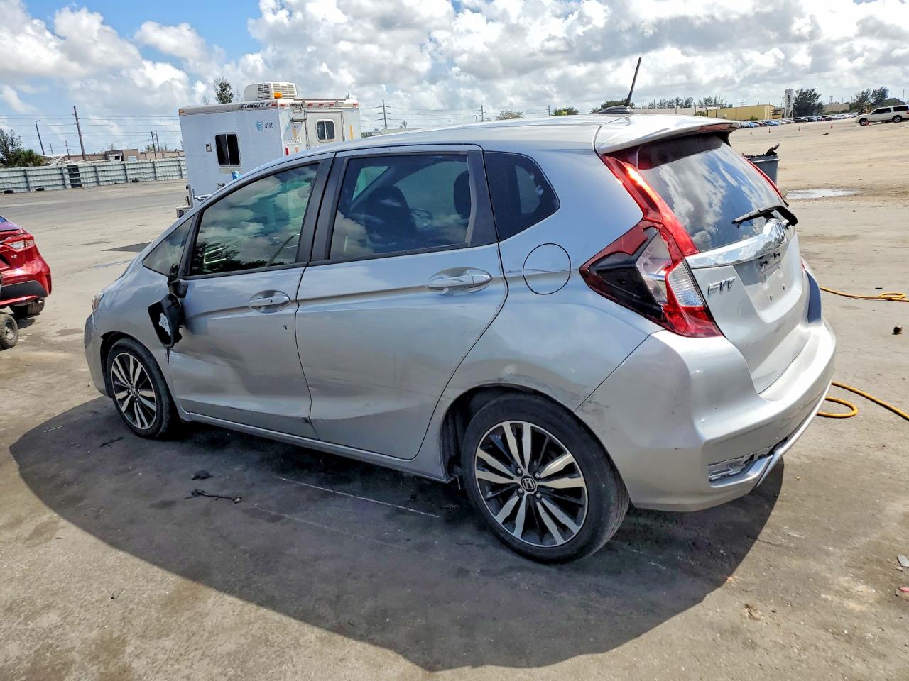 2018 HONDA FIT photo 3