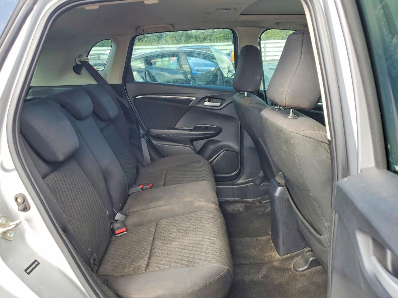 2018 HONDA FIT photo 19