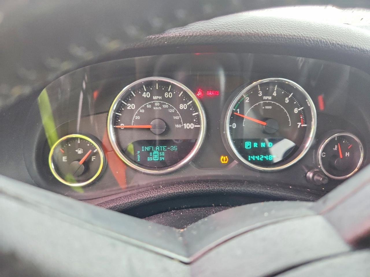 2018 JEEP WRANGLER UNLIMITED SAHARA photo 9