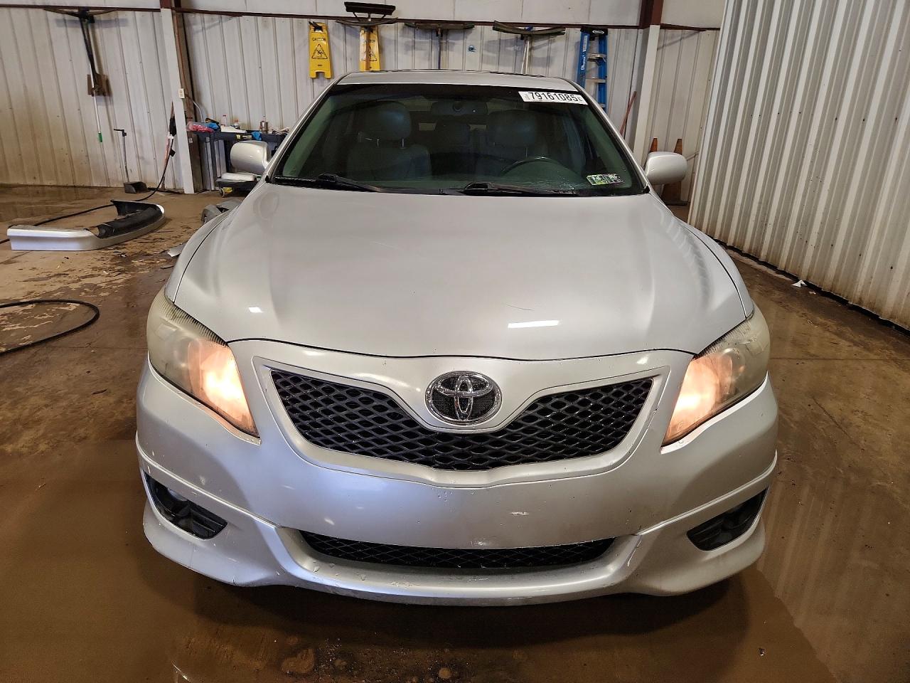 2011 TOYOTA CAMRY SE V6 photo 5