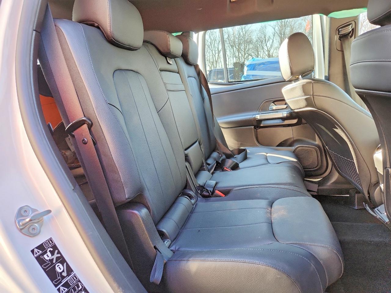 2021 MERCEDES-BENZ GLB 250 4MATIC photo 11