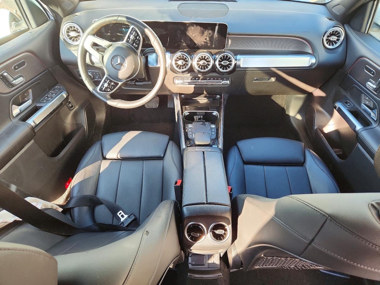 2021 MERCEDES-BENZ GLB 250 4MATIC photo 8