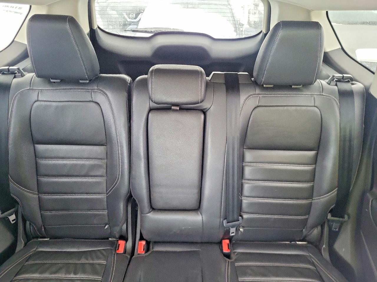2018 FORD ESCAPE SEL photo 28