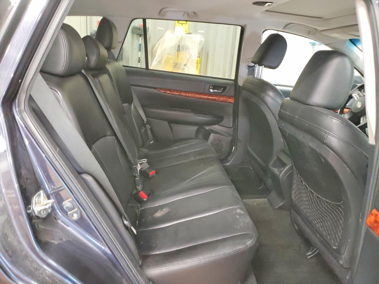 2012 SUBARU OUTBACK 3.6R LIMITED photo 31