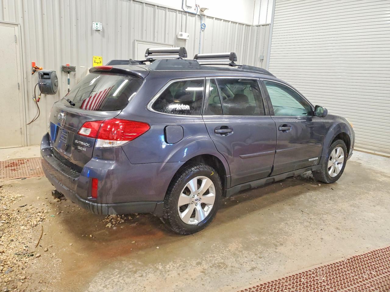 2012 SUBARU OUTBACK 3.6R LIMITED photo 7
