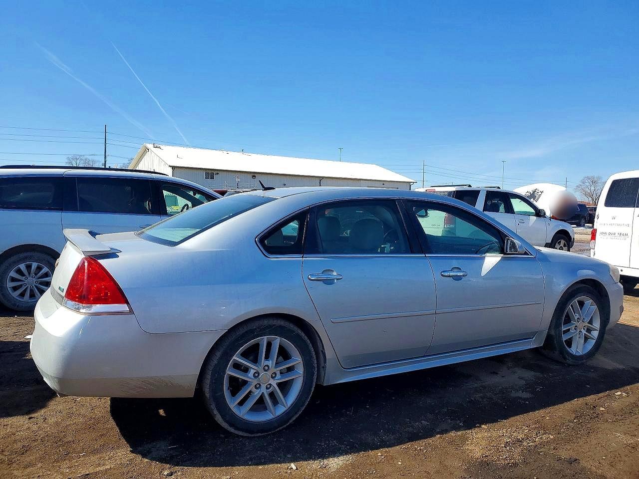 2011 CHEVROLET IMPALA LTZ photo 7