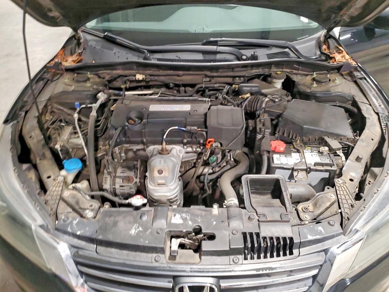 2014 HONDA ACCORD photo 31