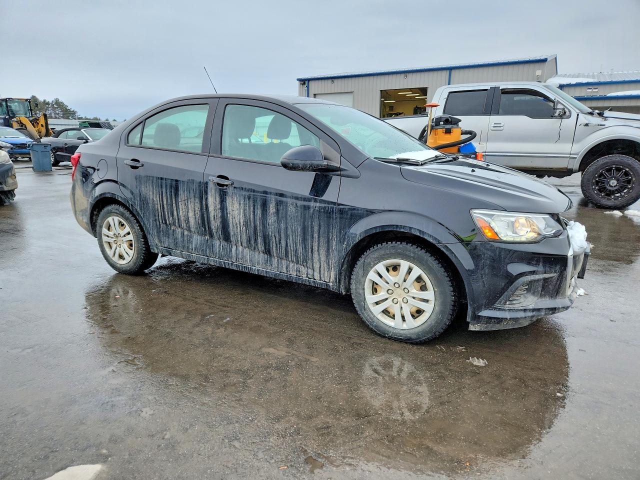 2017 CHEVROLET SONIC LS photo 4