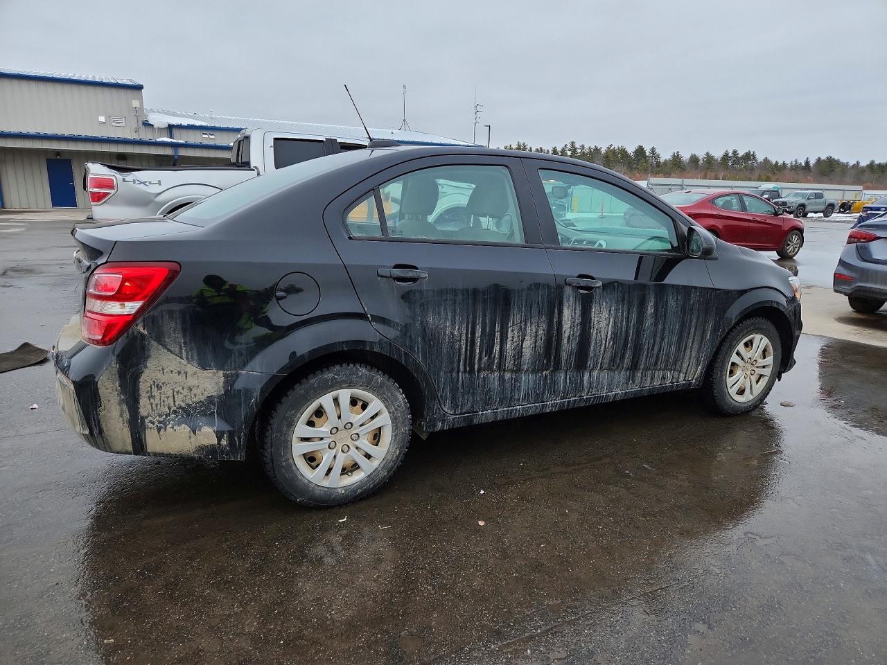 2017 CHEVROLET SONIC LS photo 3
