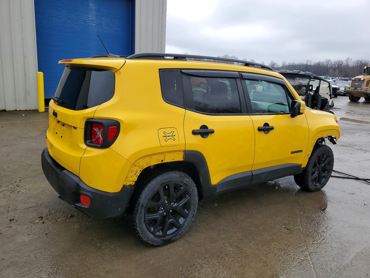 2017 JEEP RENEGADE LATITUDE photo 3