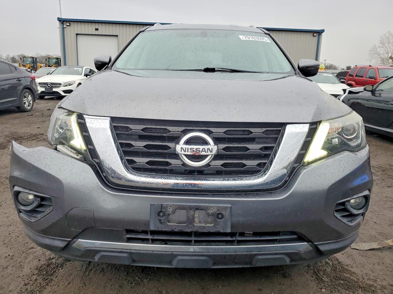 2017 NISSAN PATHFINDER SV photo 9