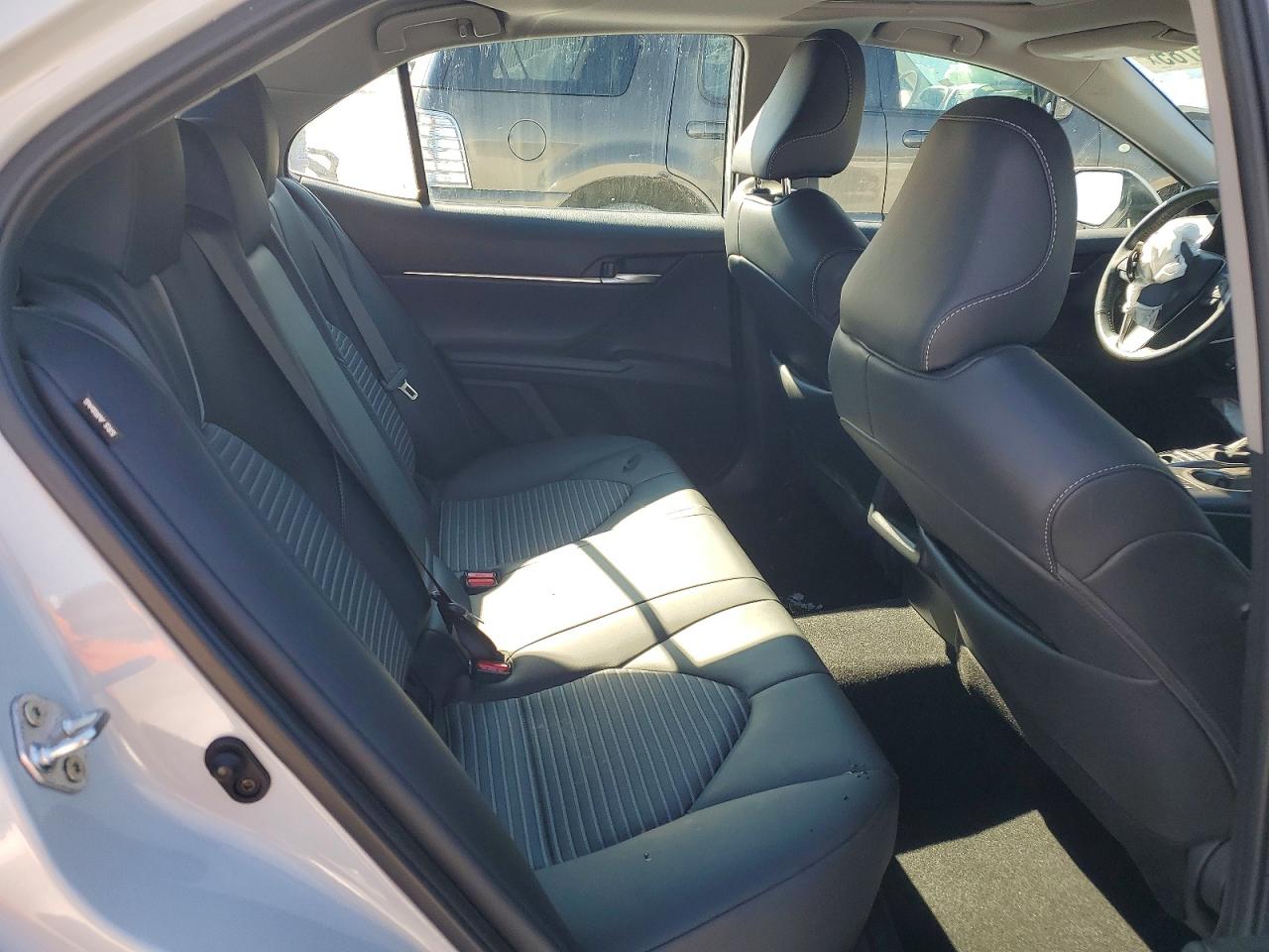 2024 TOYOTA CAMRY SE photo 10