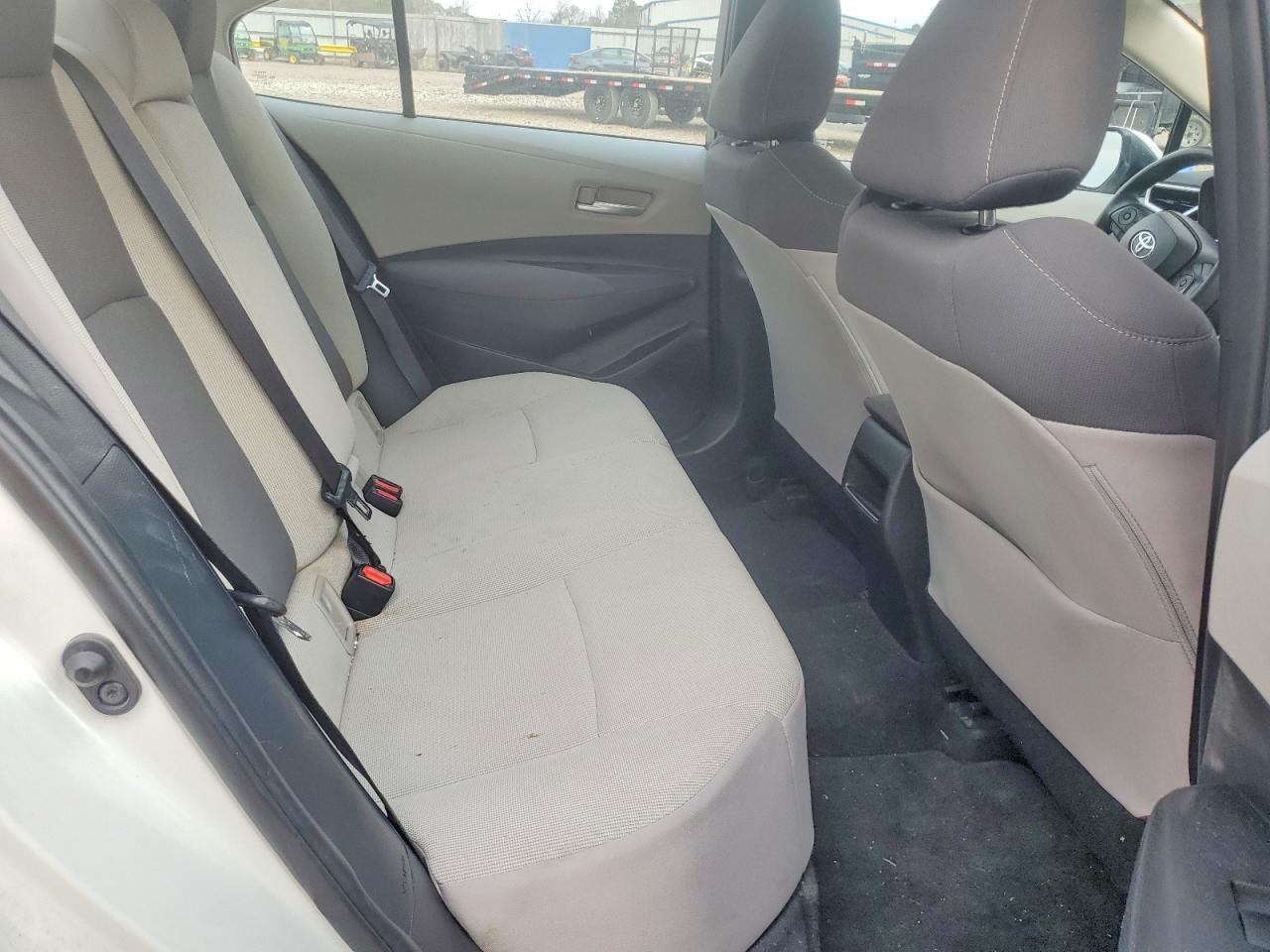 2021 TOYOTA COROLLA LE photo 19