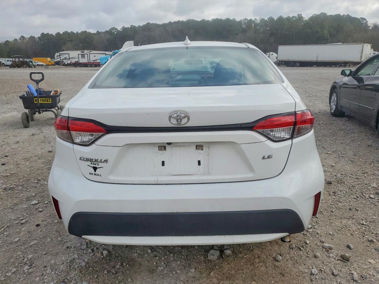 2021 TOYOTA COROLLA LE photo 11
