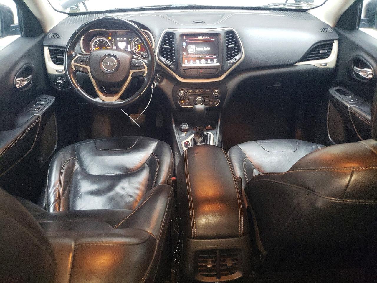 2015 JEEP CHEROKEE LATITUDE photo 8