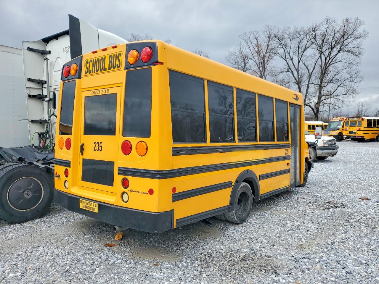 2017 CHEVROLET EXPRESS G3500 photo 7
