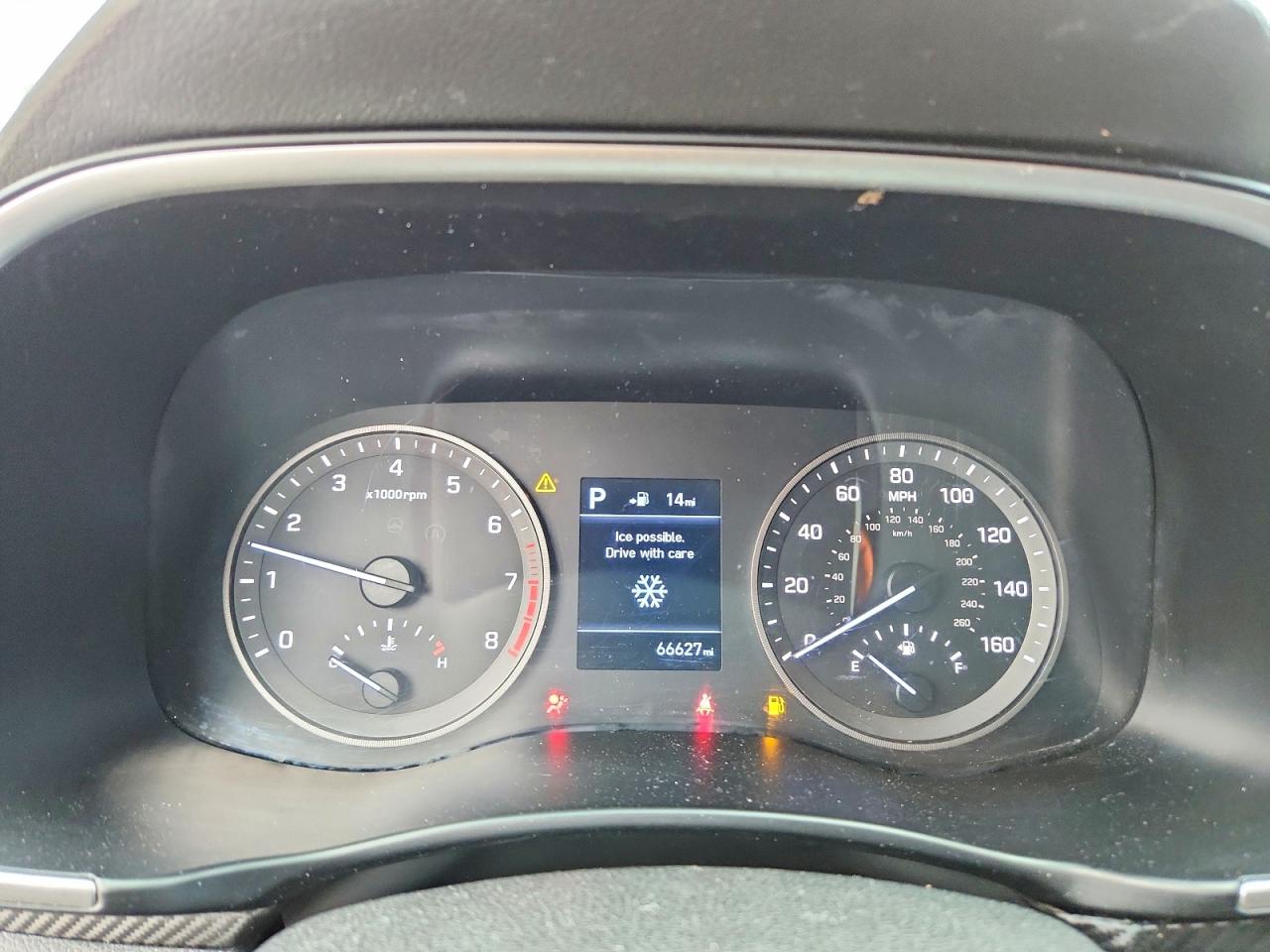 2020 HYUNDAI TUCSON SEL photo 9