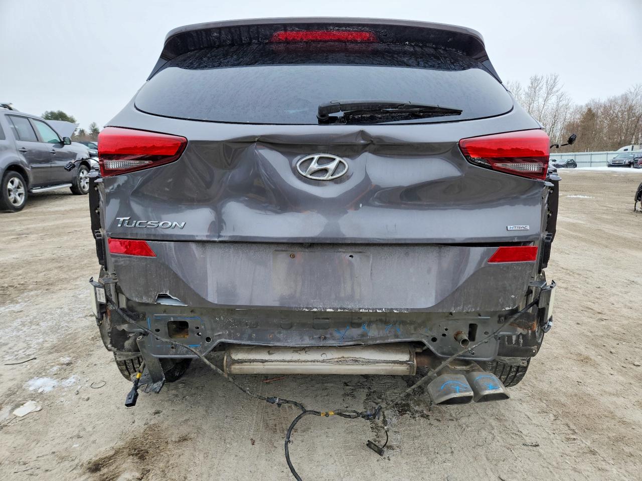 2020 HYUNDAI TUCSON SEL photo 6