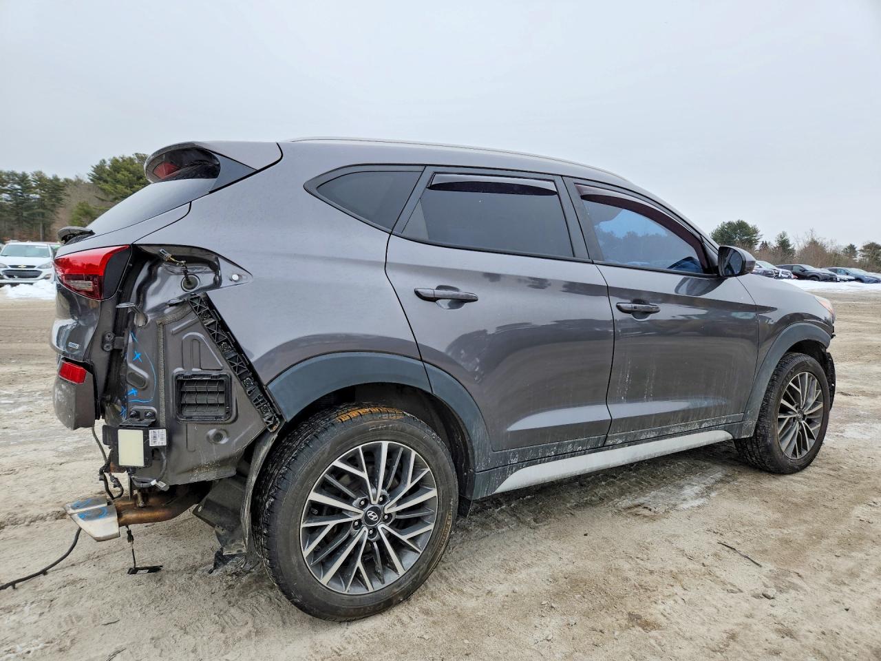 2020 HYUNDAI TUCSON SEL photo 3